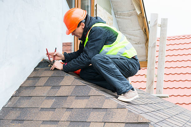 Best Emergency Roof Repair  in Mitchellville, IA